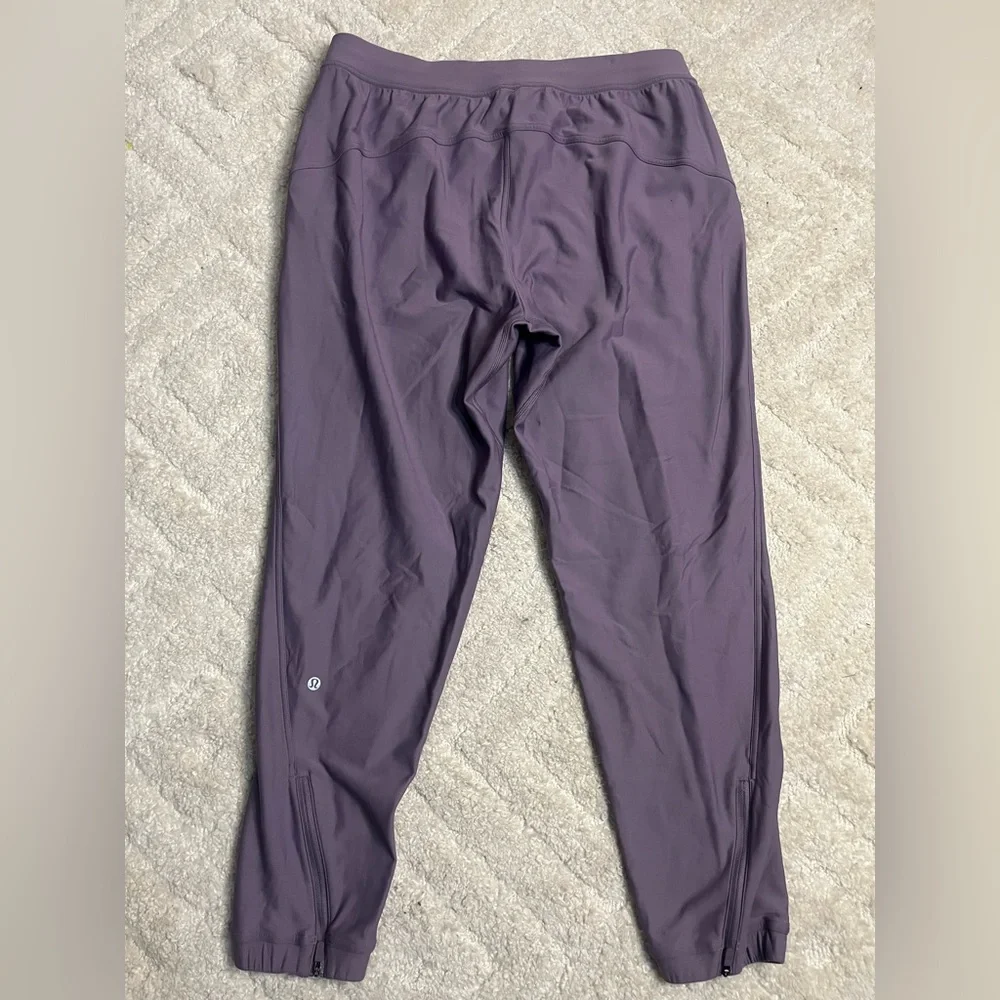 lululemon athletica Lavender Joggers - Picture 5 of 6